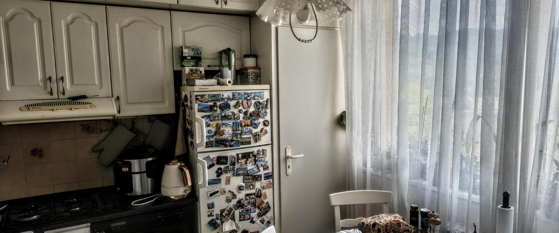 Na predaj: PRIESTRANNÝ A SVETLÝ 3-IZBOVÝ BYT S DVOMA BALKÓNMI