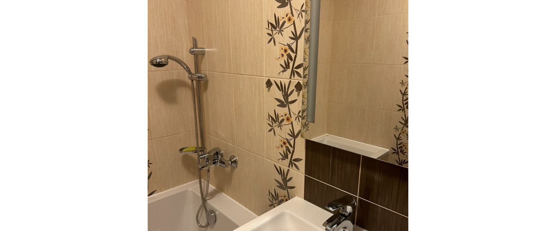 PRENÁJOM 3-IZBOVÉHO BYTU S BALKÓNOM – ŽILINA, VLČINCE.