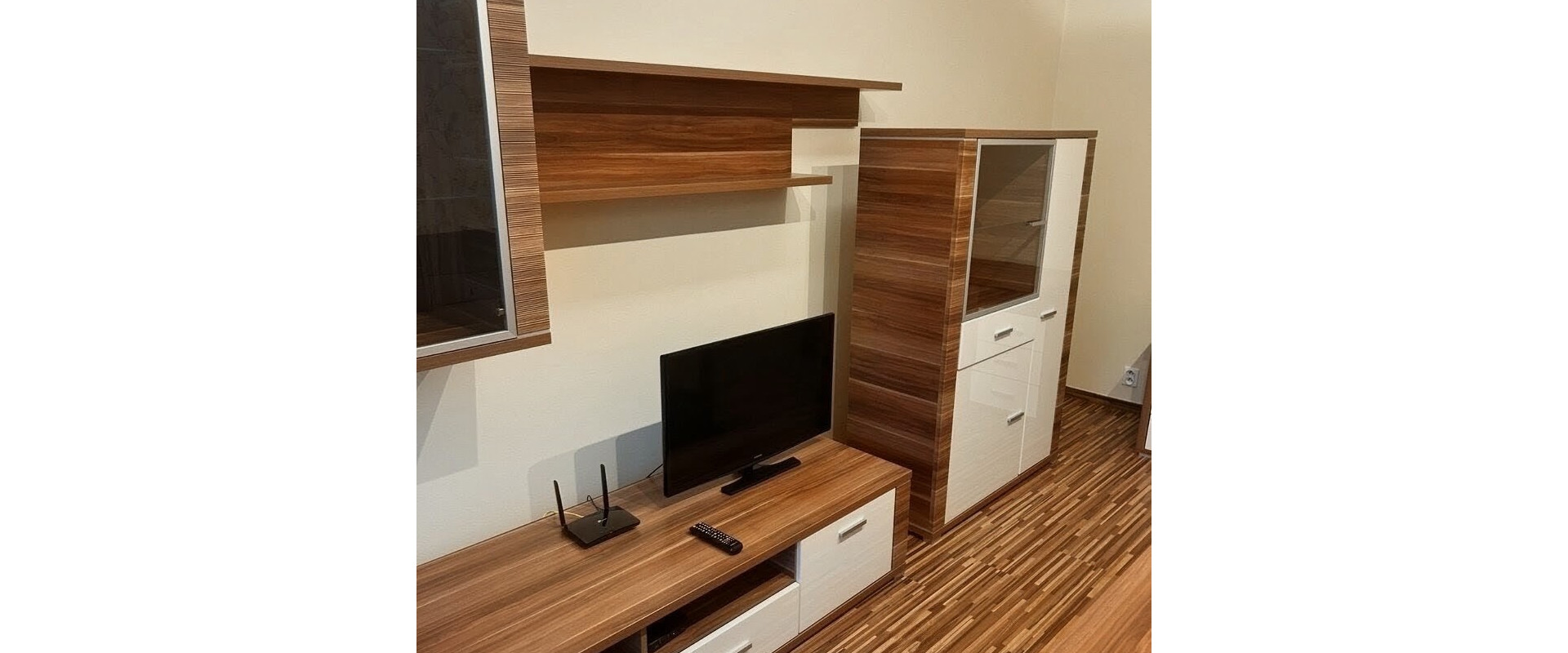 PRENÁJOM 3-IZBOVÉHO BYTU S BALKÓNOM – ŽILINA, VLČINCE.