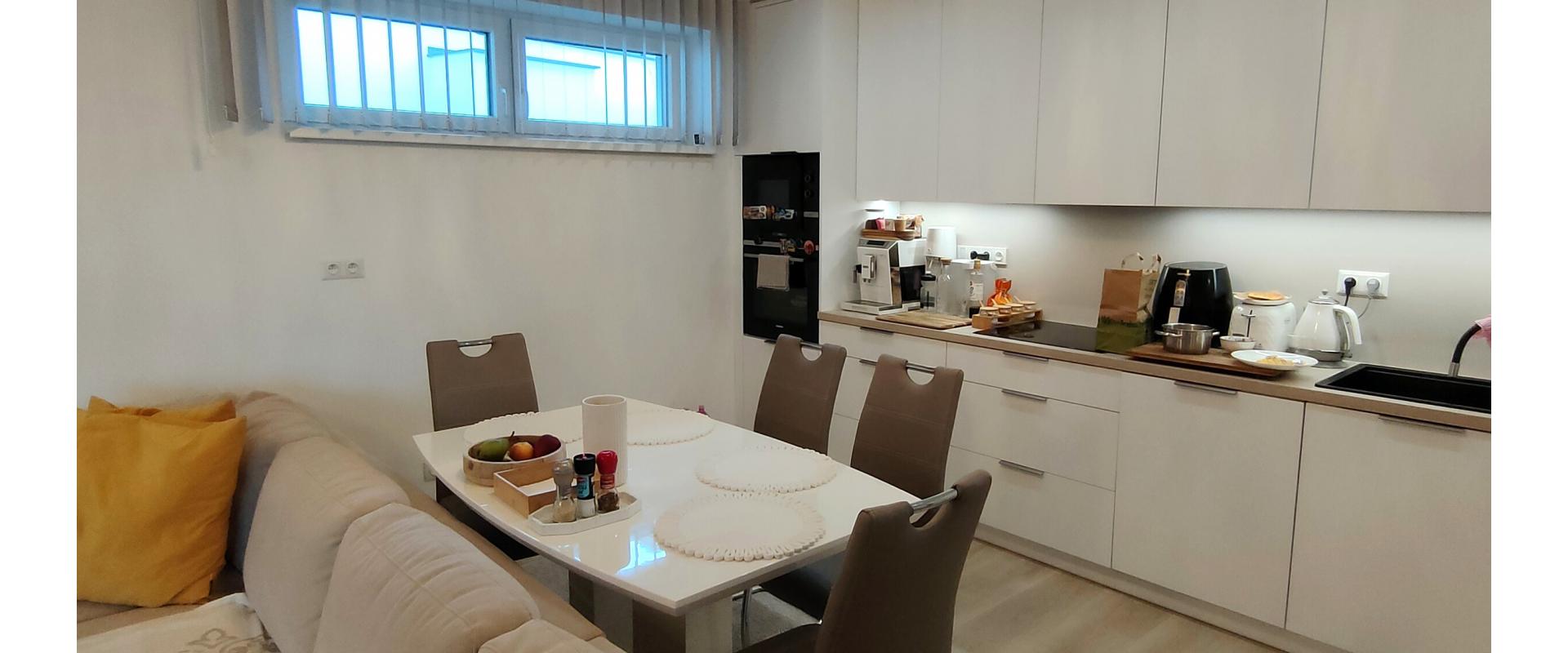 Moderný 4 izbový byt v novostavbe RD, Sídl. 3