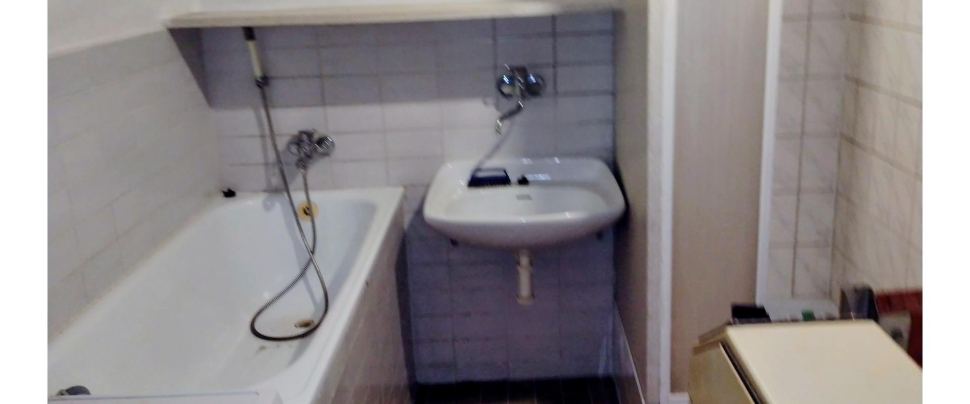 RODINNÝ DOM S POZEMKOM 712 M2 DUCOVÉ