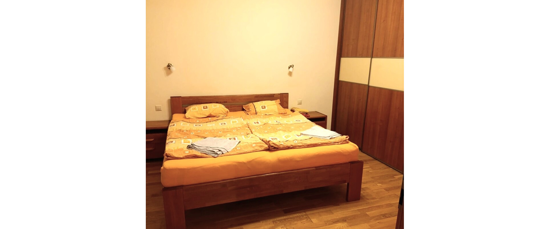 Priestranný 2,5-izbový byt s balkónom a klimatizáciou
