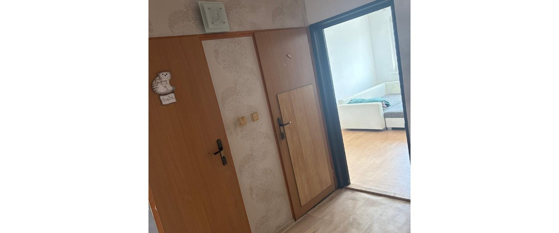 Prenájom: Zariadený, 2-izbový byt s klimatizáciou a loggiou