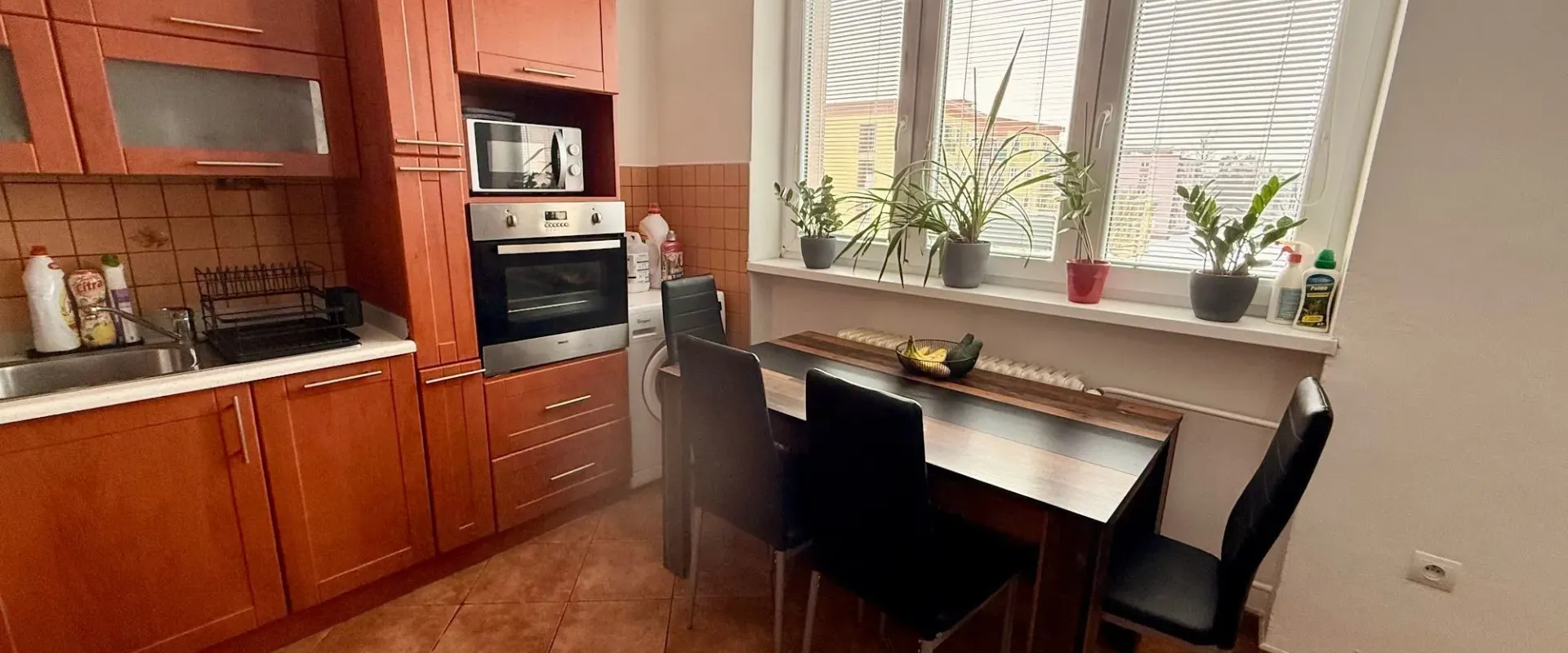 Priestranný 2-izbový byt s veľkou pivnicou (17 m²) – Podháj