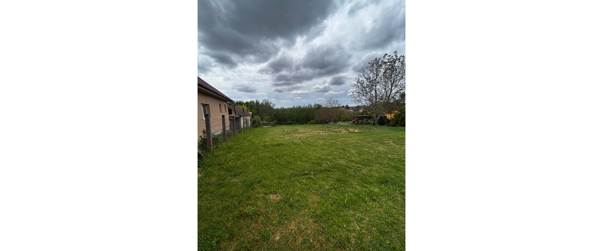 Stavebný pozemok 1 403 m² v tichej lokalite obce Kolta