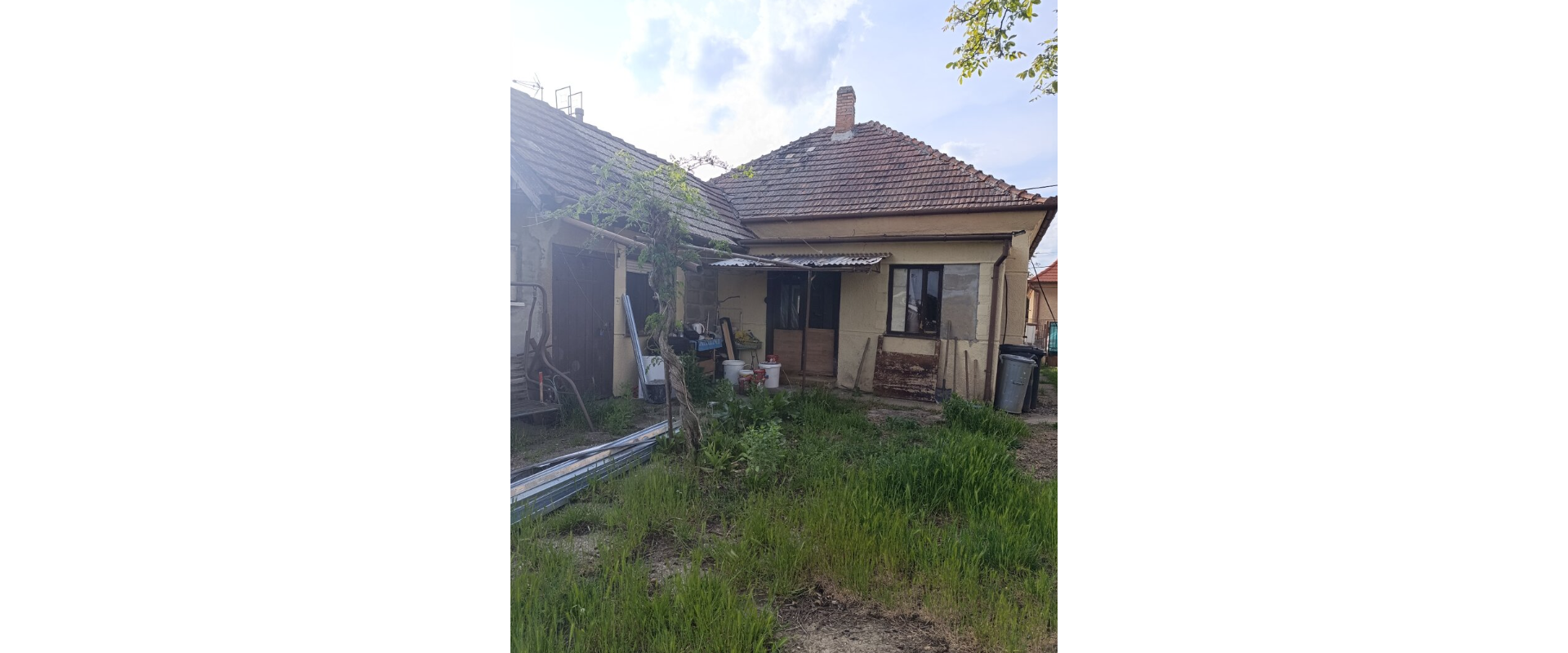 Predaj tehlového rodinného domu v obci Rúbaň