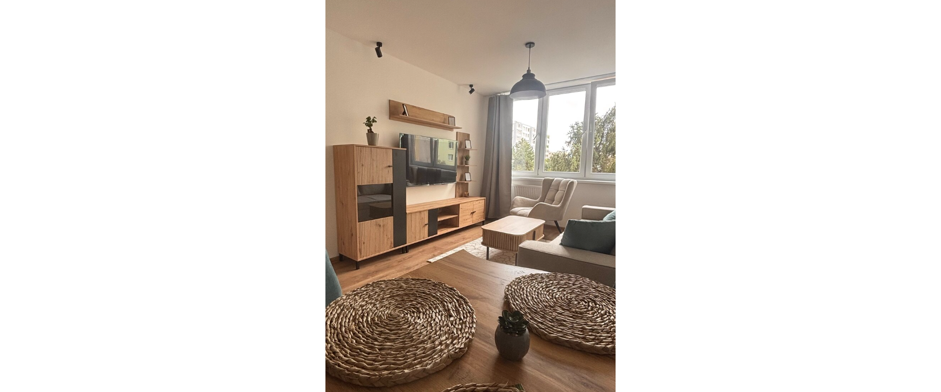 PRENÁJOM – KRÁSNY 1,5-IZB. BYT | URALSKÁ, KOŠICE–NAD JAZEROM