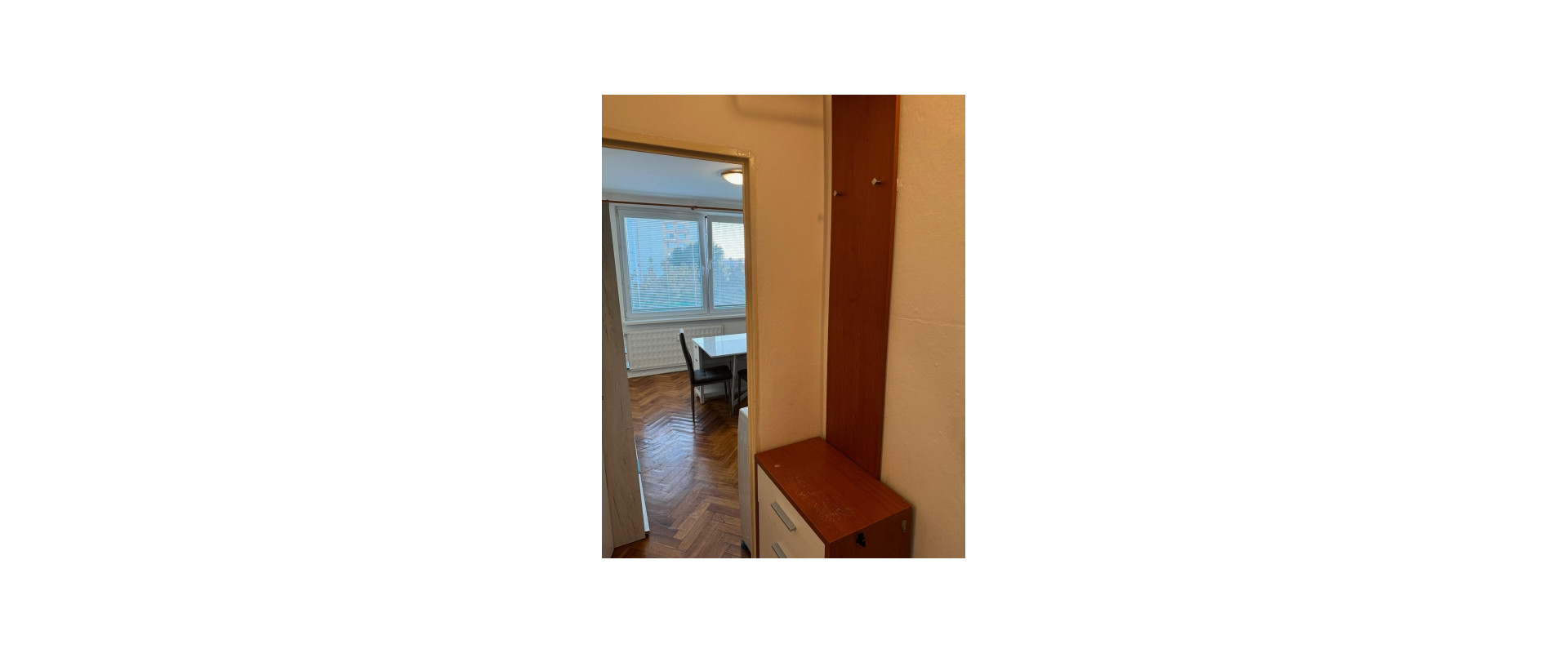 PRENÁJOM ZARIADENEJ GARSONKY – NITRA, CHRENOVÁ | DLHÁ ULICA