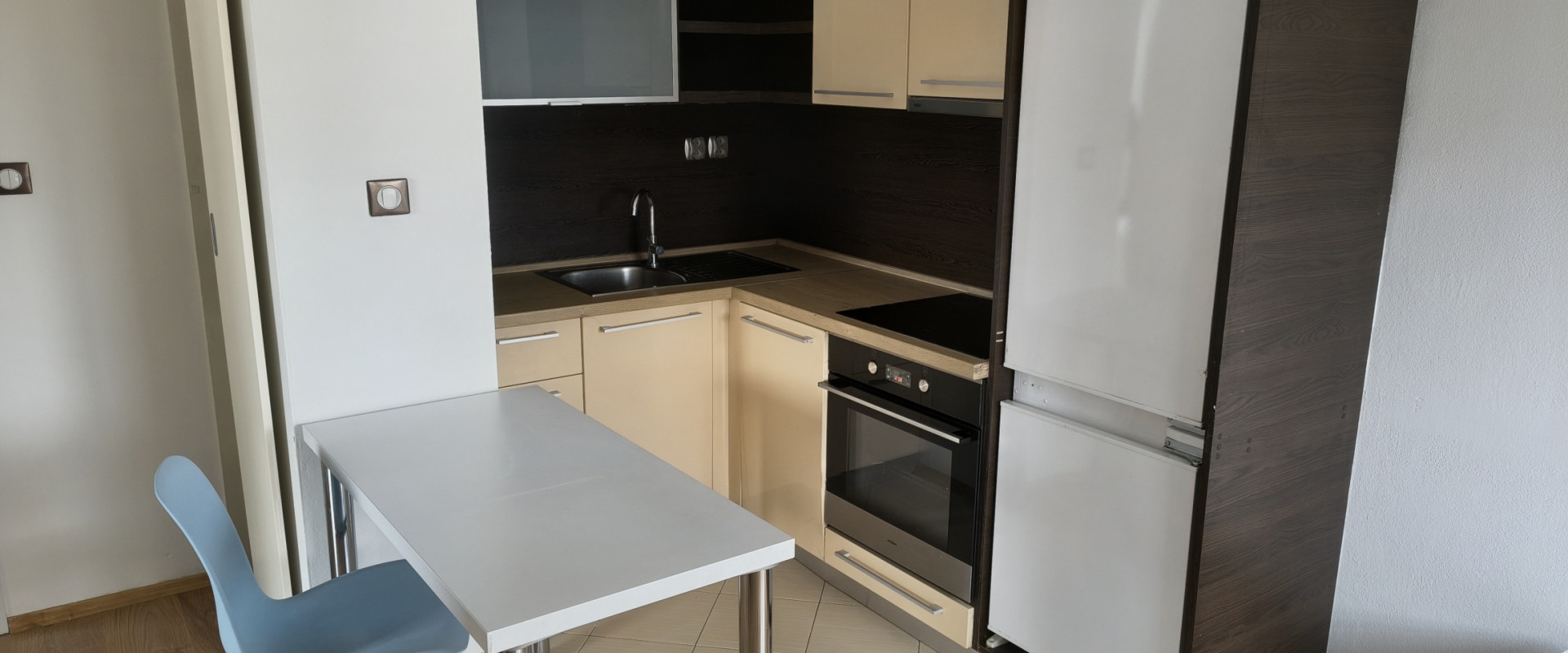 Moderný 3-izbový byt s balkónom a garážovým státím – v CUBE.