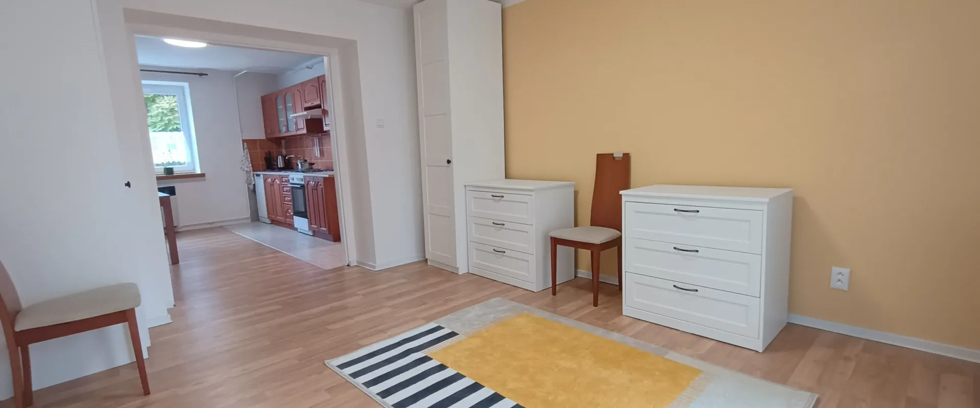 Na prenájom: Krásny slnečný 2-izbový byt blízko centra