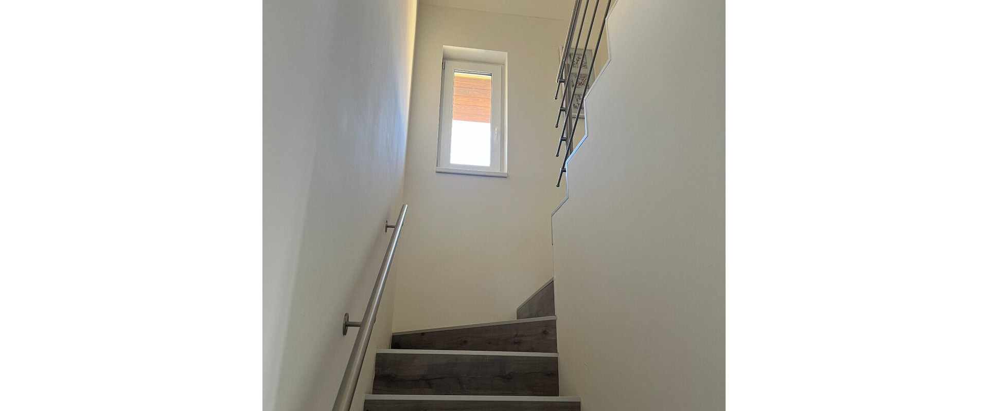 Prenájom mezonetového 2-izbového bytu s terasou a balkónom