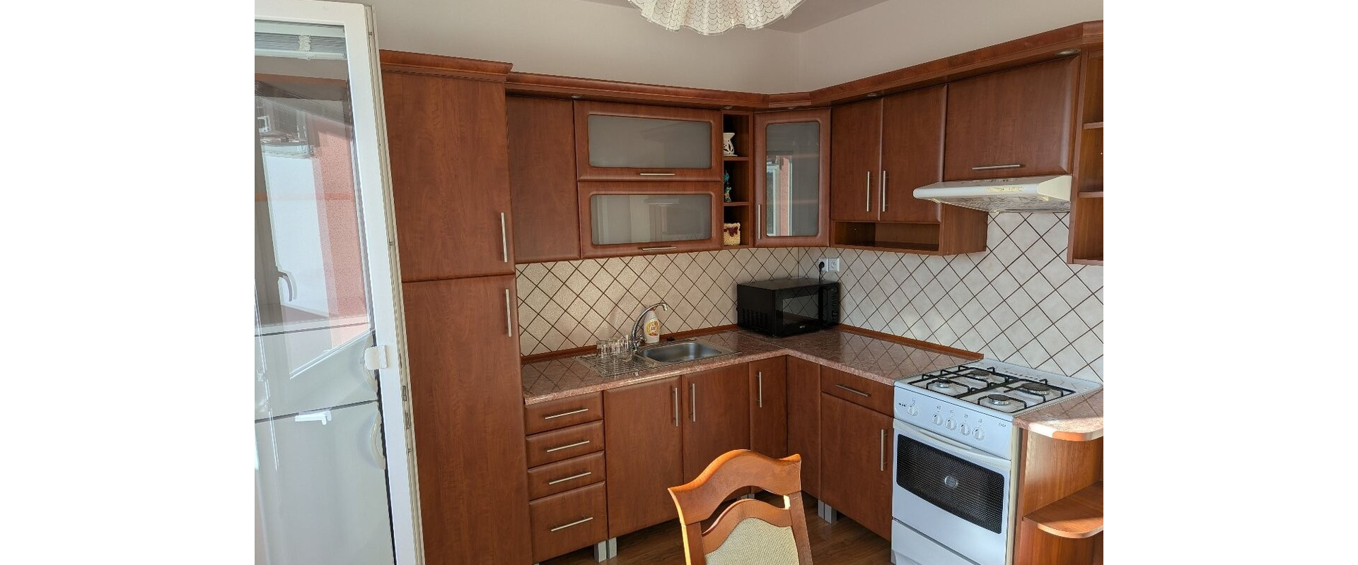 NA PRENÁJOM 1-IZBOVÝ BYT S BALKÓNOM A KLIMATIZÁCIOU-POPRADSKÁ