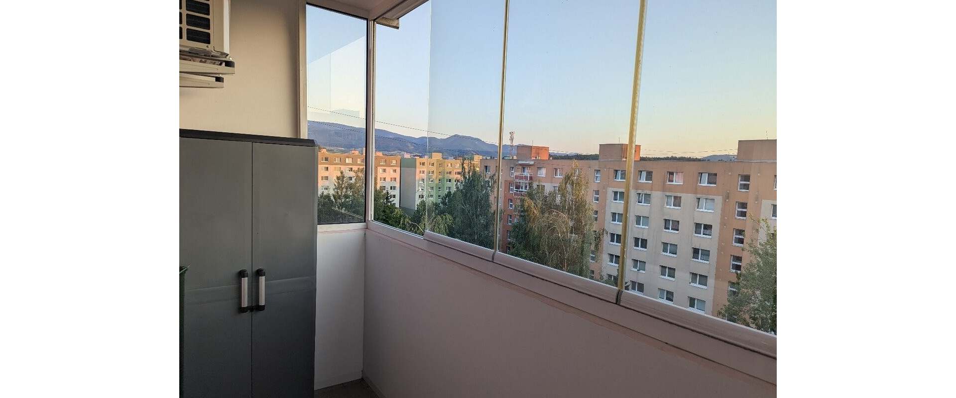 NA PRENÁJOM 1-IZBOVÝ BYT S BALKÓNOM A KLIMATIZÁCIOU-POPRADSKÁ