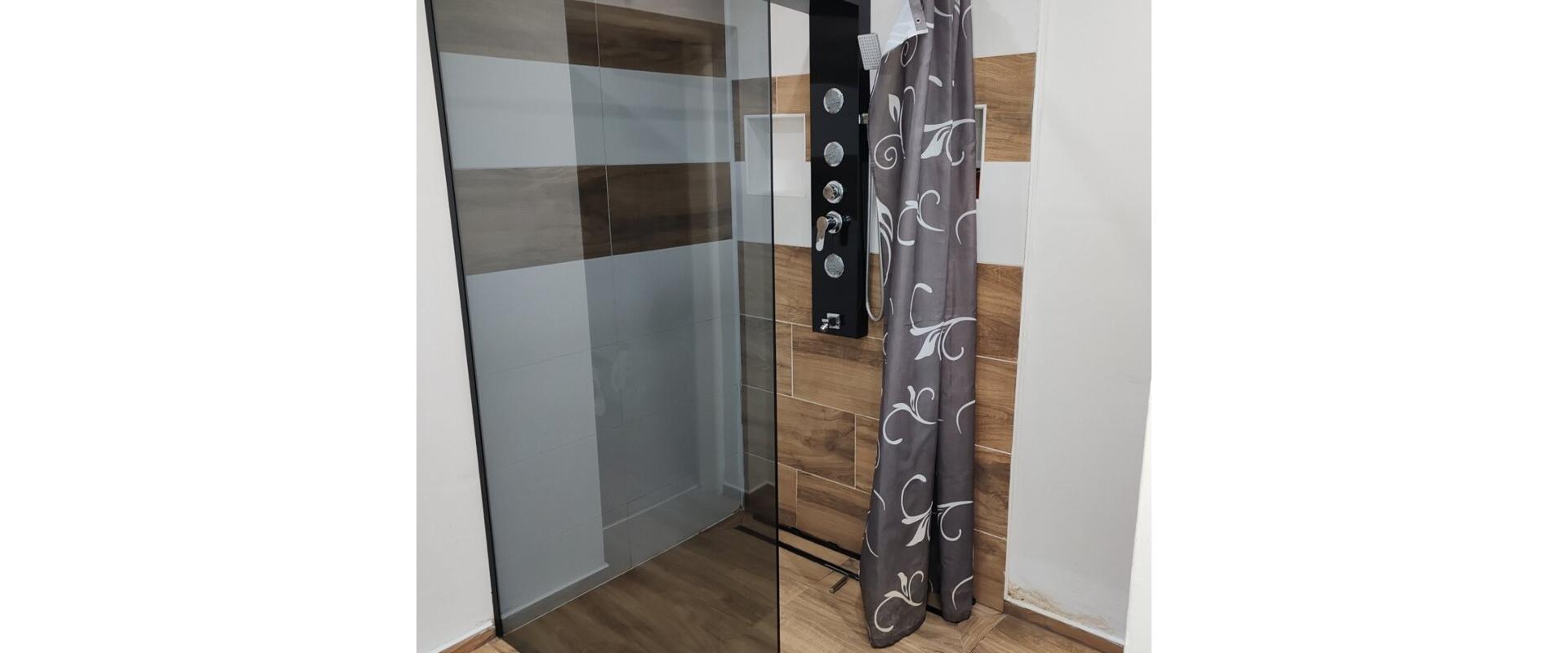KOMPLETNE ZREKONŠTRUOVANÝ DOM + 1 798 m² POZEMOK | HRUBOŇOVO