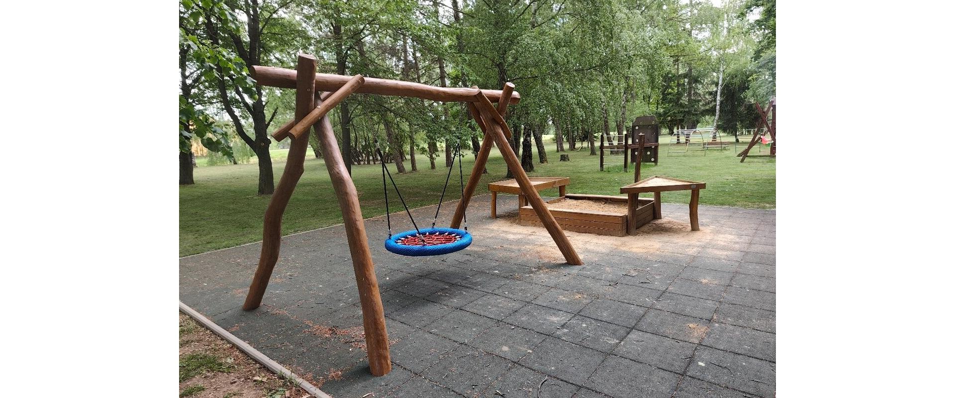 KOMPLETNE ZREKONŠTRUOVANÝ DOM + 1 798 m² POZEMOK | HRUBOŇOVO