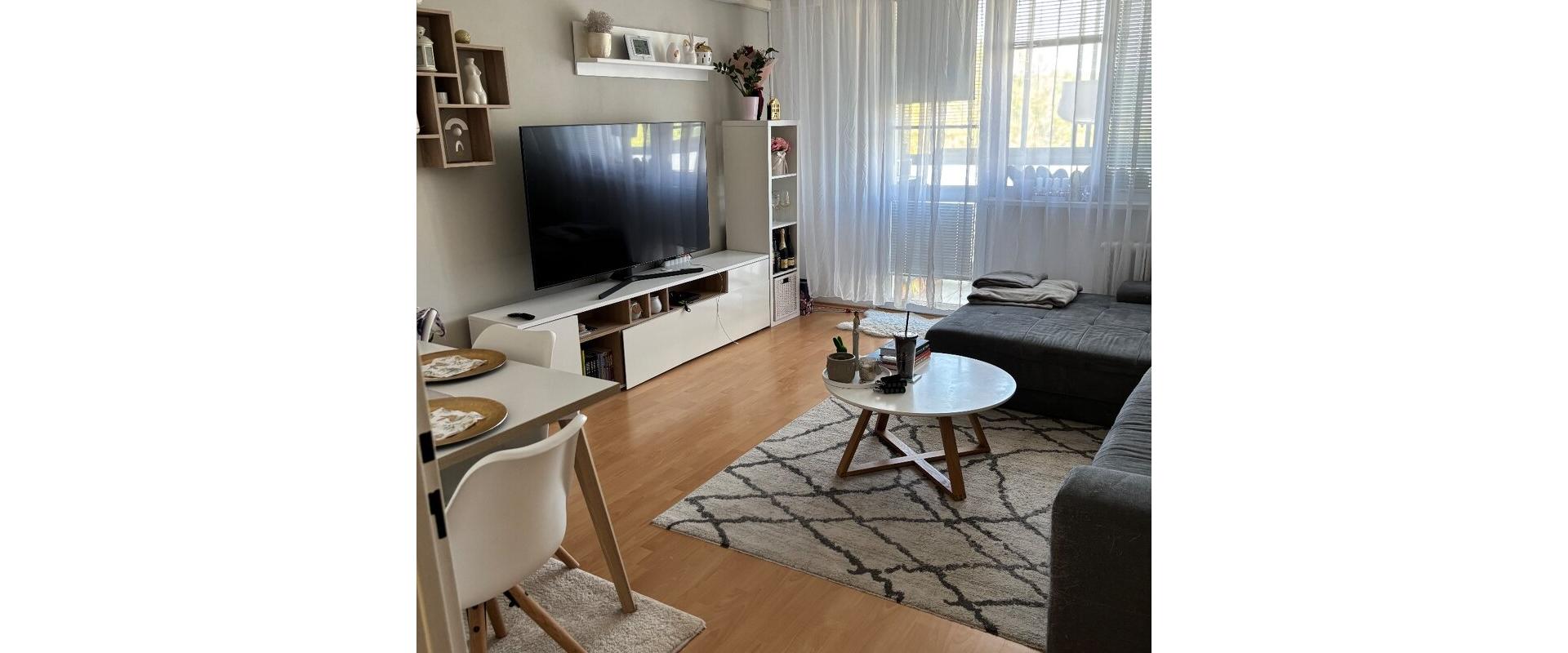4-IZBOVÝ BYT NA KVP – 98 m², 2 loggie / Cottbuská Košice