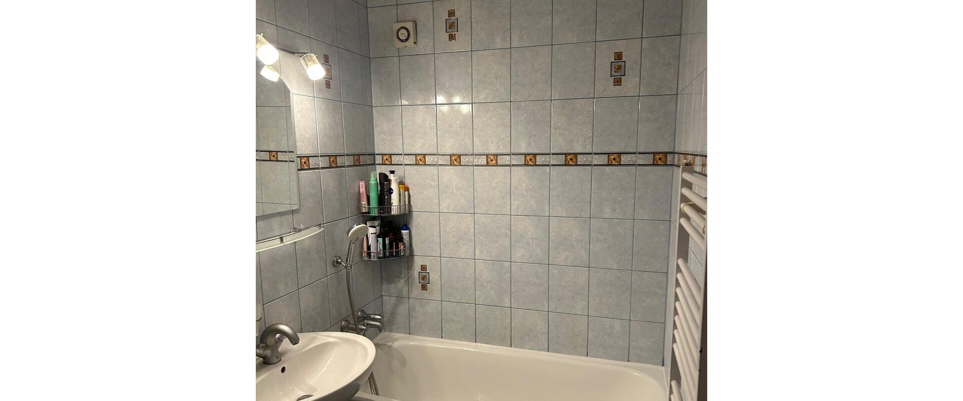 Prenájom priestranného 2-izbového bytu | 64 m² | centrum Malaciek