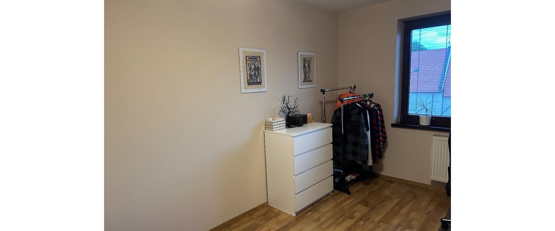 Prenájom priestranného 2-izbového bytu | 64 m² | centrum Malaciek