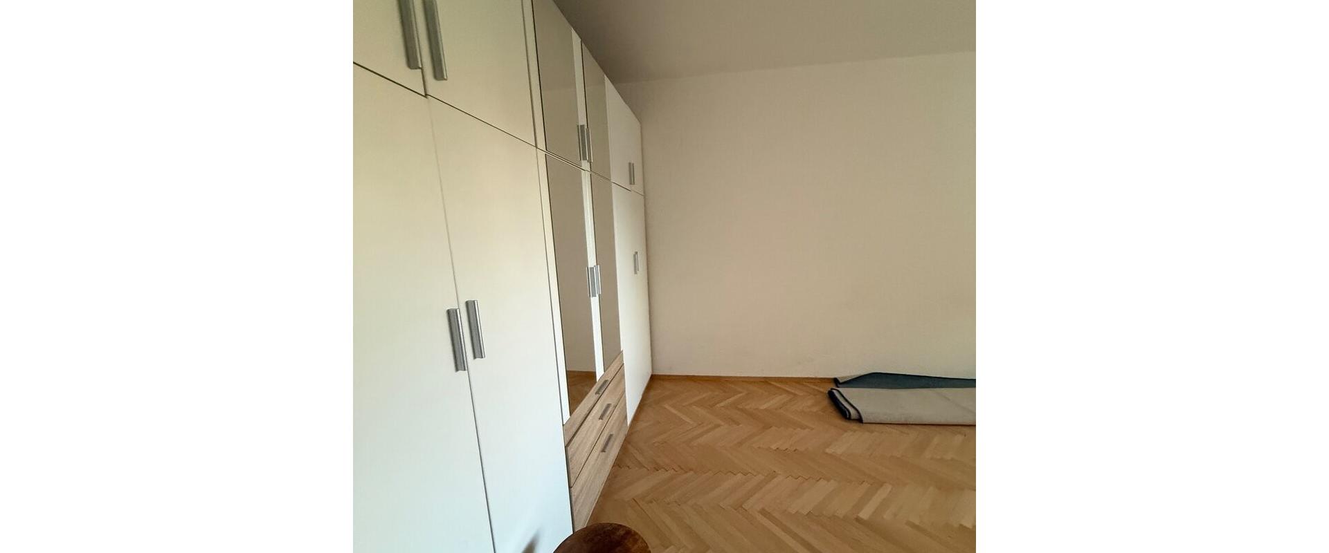 PRIESTRANNÝ 3-IZBOVÝ BYT S VÝMEROU 92m² na sídlisku Vlčince II.