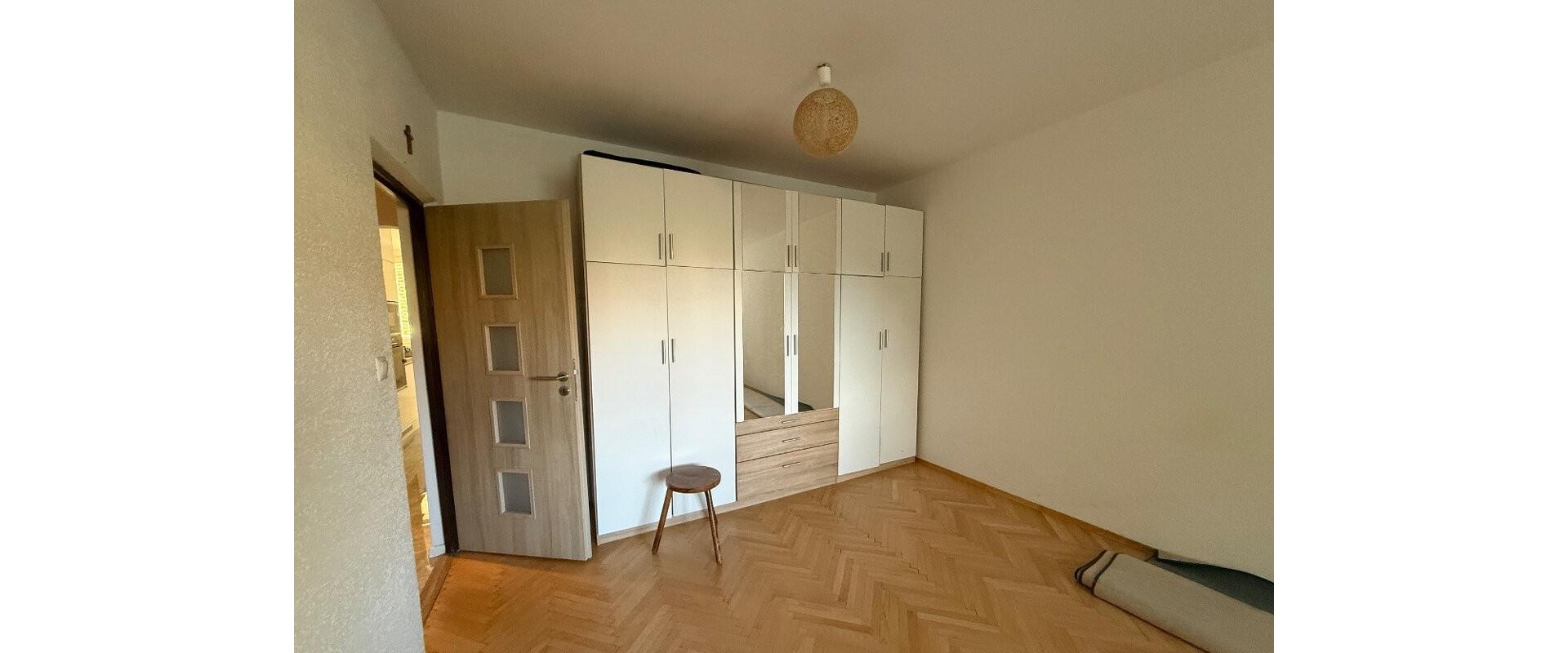PRIESTRANNÝ 3-IZBOVÝ BYT S VÝMEROU 92m² na sídlisku Vlčince II.