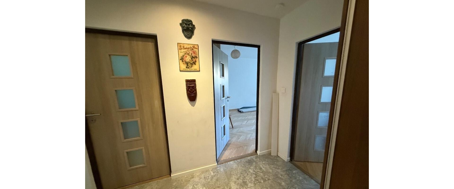 PRIESTRANNÝ 3-IZBOVÝ BYT S VÝMEROU 92m² na sídlisku Vlčince II.