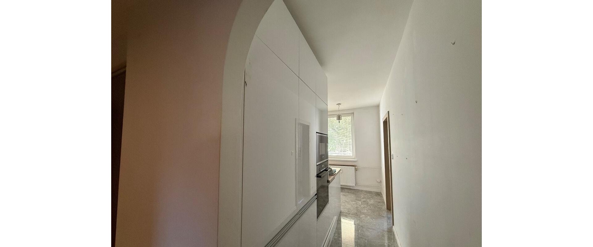 PRIESTRANNÝ 3-IZBOVÝ BYT S VÝMEROU 92m² na sídlisku Vlčince II.