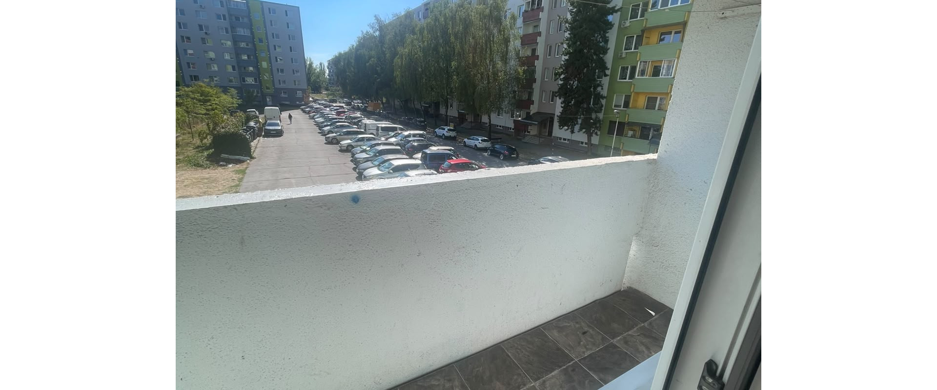 Priestranný 3-izbový byt s balkónom