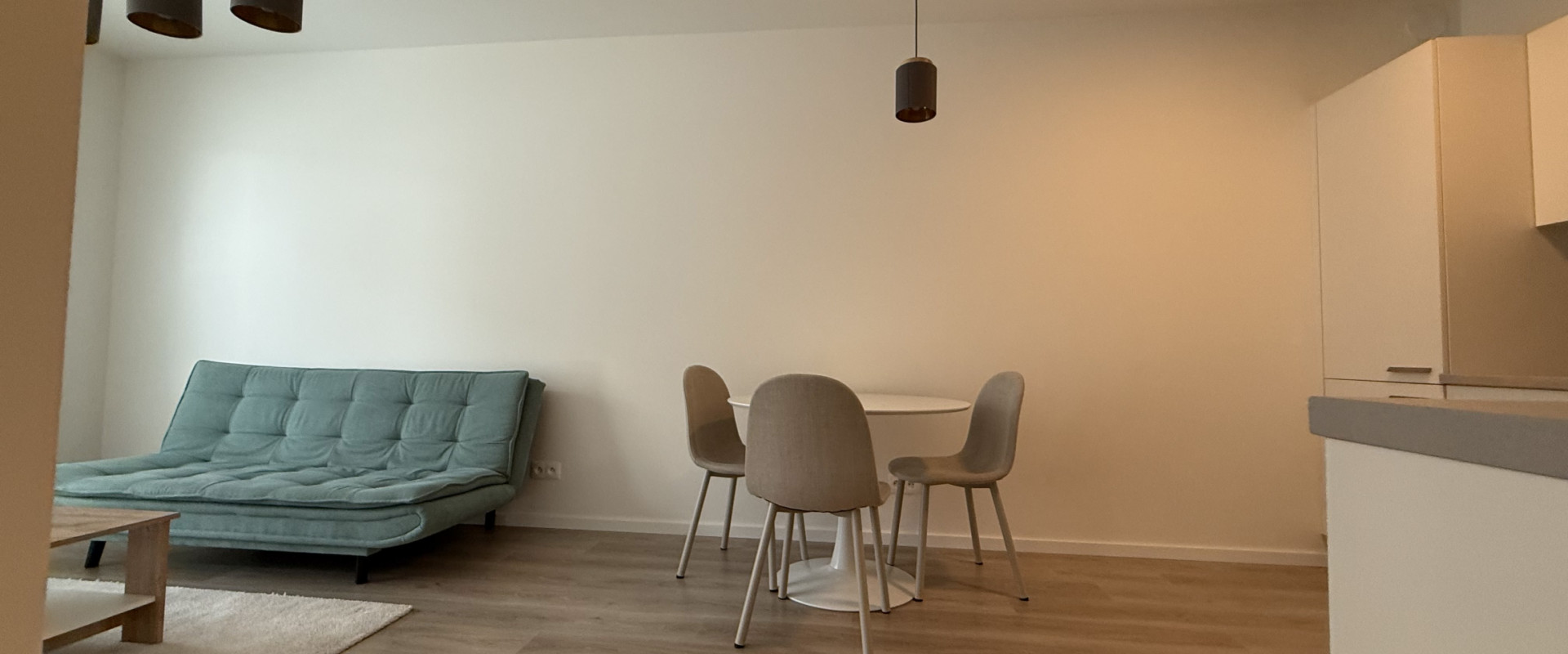 Moderný 2-izbový byt s 11 m² loggiou a parkovaním – BORY