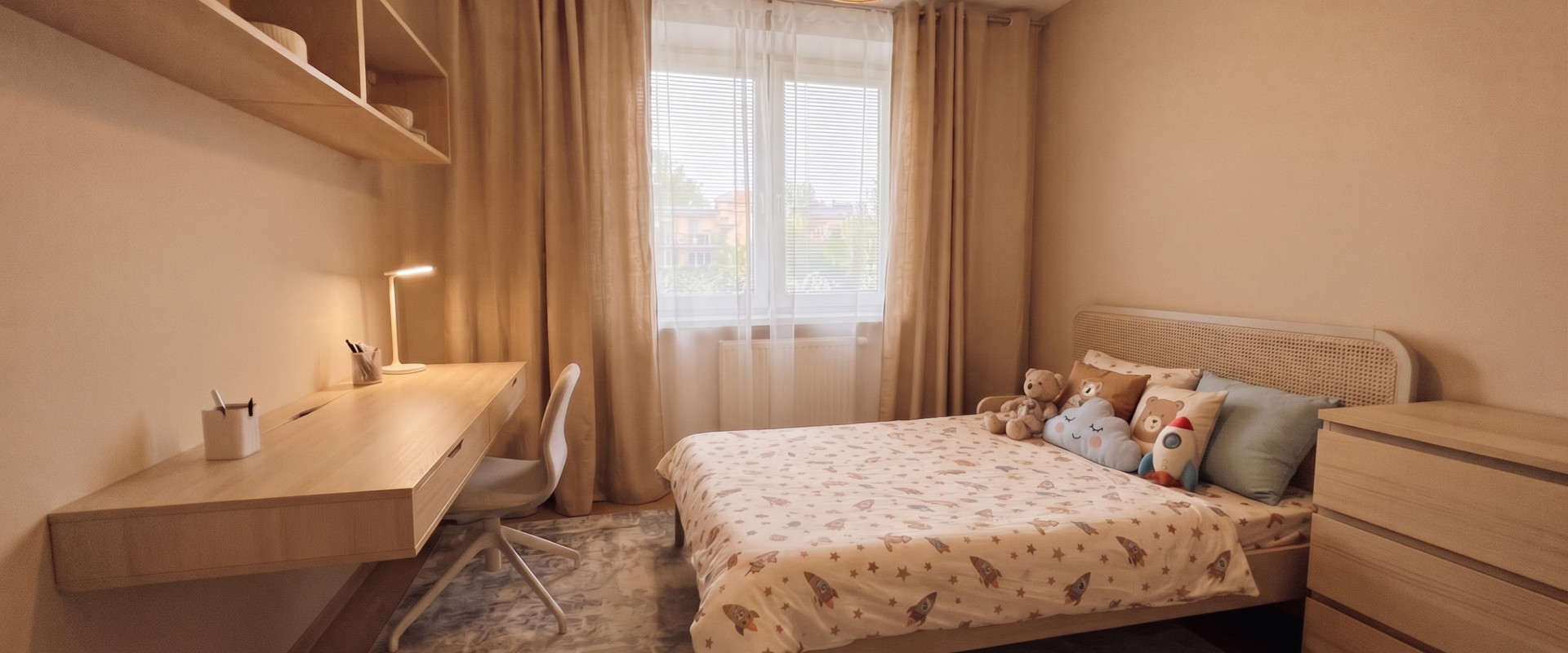 3-izbový byt s balkónom a komplet zariadením – Sever