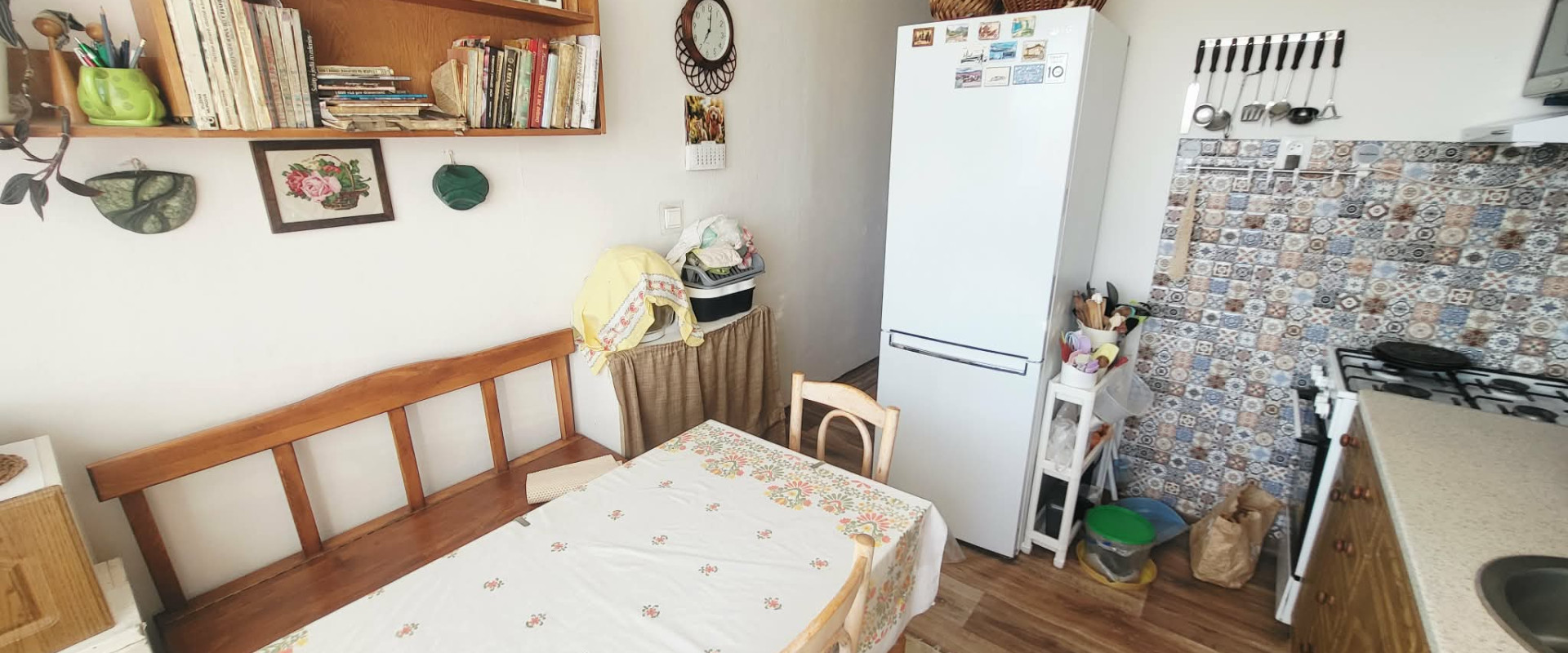 Veľký 4-izbový byt s balkónom / 82m2 – Ťahanovce, Košice