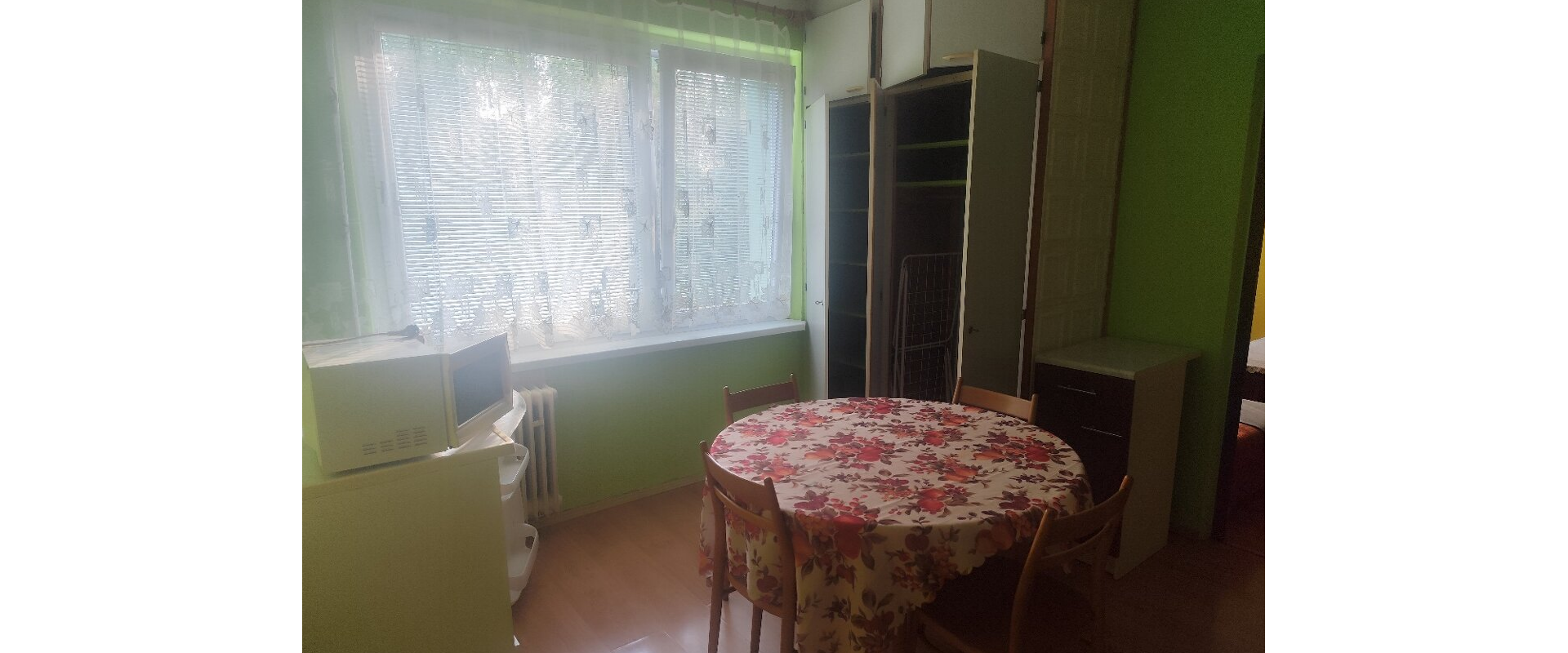 Na prenájom priestranný 1-izbový byt – Žilina, Vlčince (41 m2)