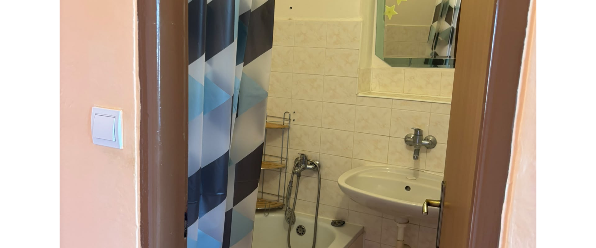 PRENÁJOM | 2-IZBOVÝ BYT S DVOROM | LEVOČSKÁ ULICA, PREŠOV