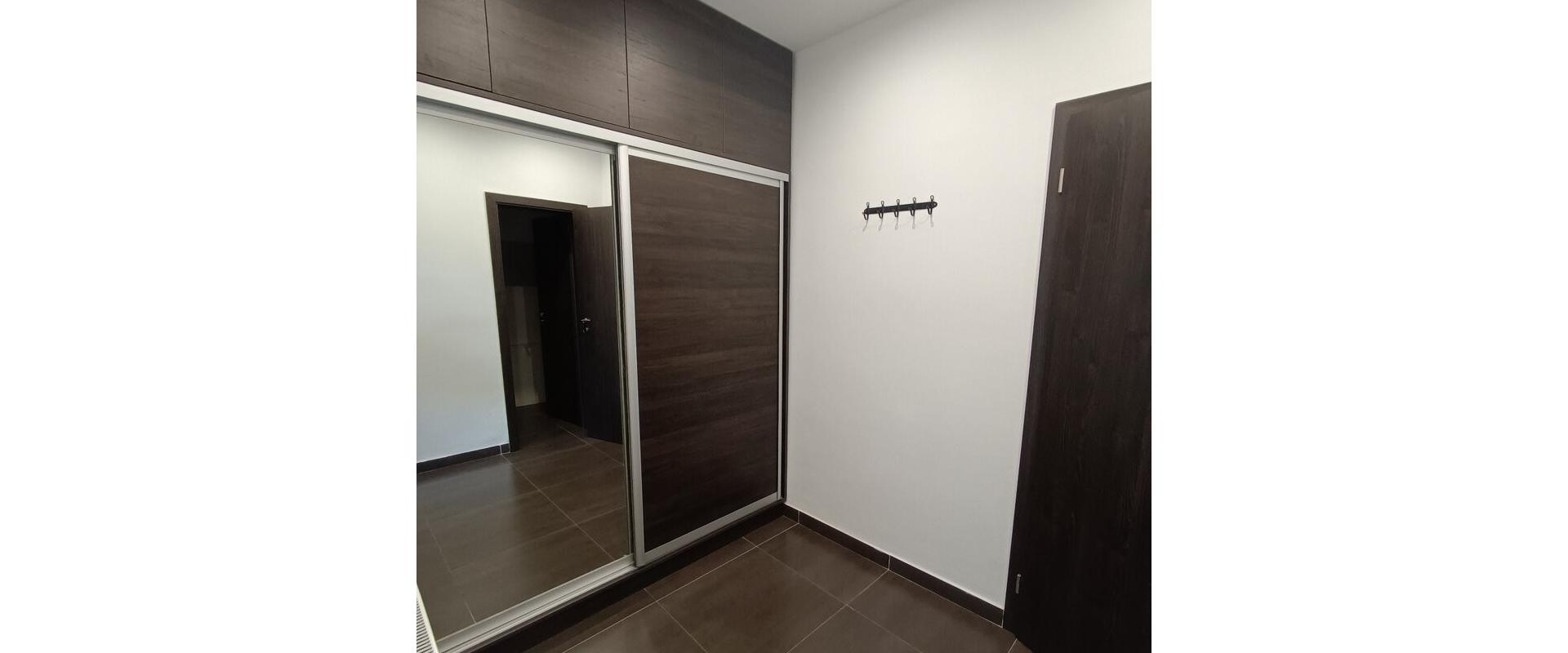 Na prenájom 3-izbový moderne zariadený byt na Bottovej ulici.
