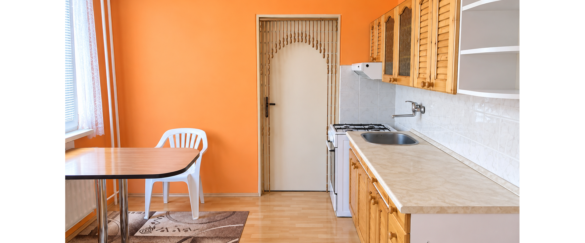 Priestranný 3-izbový byt s balkónom a skvelým potenciálom – Šurany (75,4 m²)