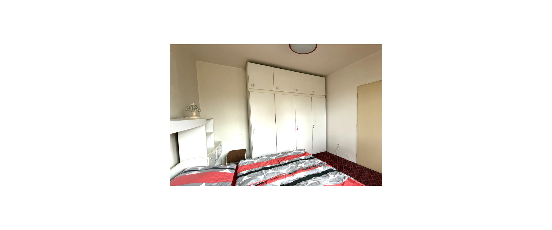 Priestranný 3-izbový byt s balkónom a skvelým potenciálom – Šurany (75,4 m²)