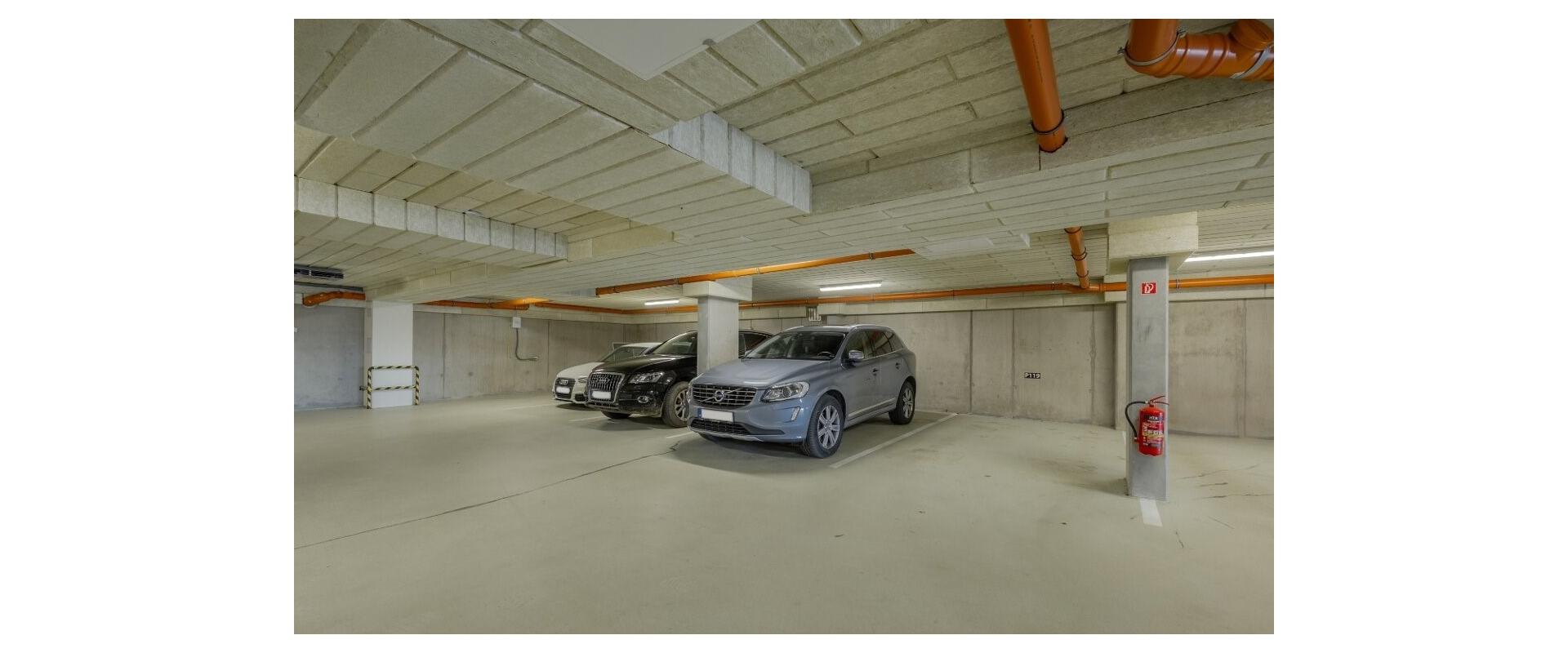 1-izbový byt s balkónom a garážovým parkovaním na prenájom!
