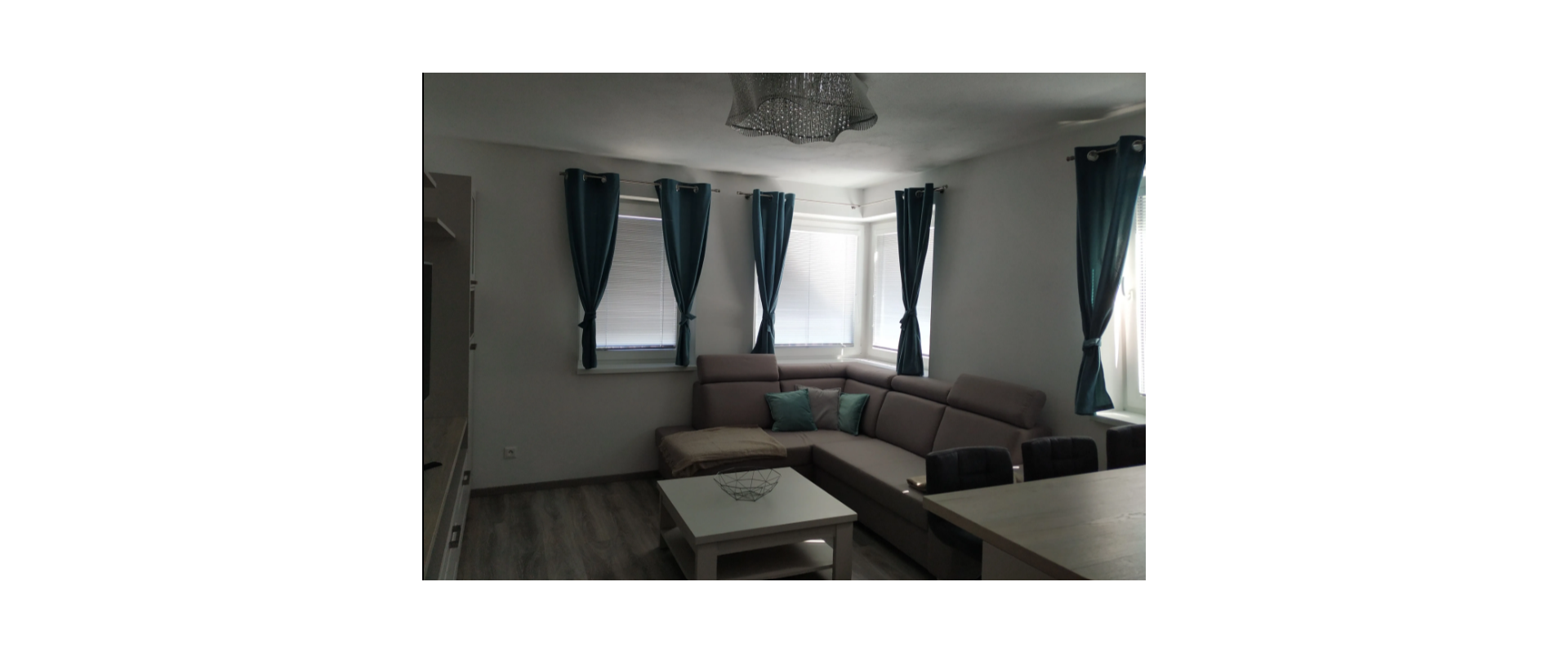 Veľkometrážny, plne zariadený 2 izbový byt s balkónom v modernej novostavbe Panorama v lokalite Čermáň, Nitra