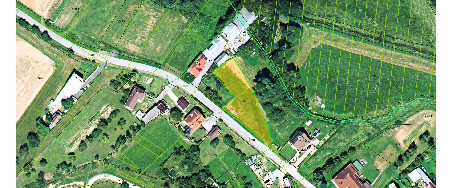 VEĽKÝ SLNEČNÝ POZEMOK PRE VÁŠ BUDÚCI DOM – VAĽKOVCE, 1 389 m²