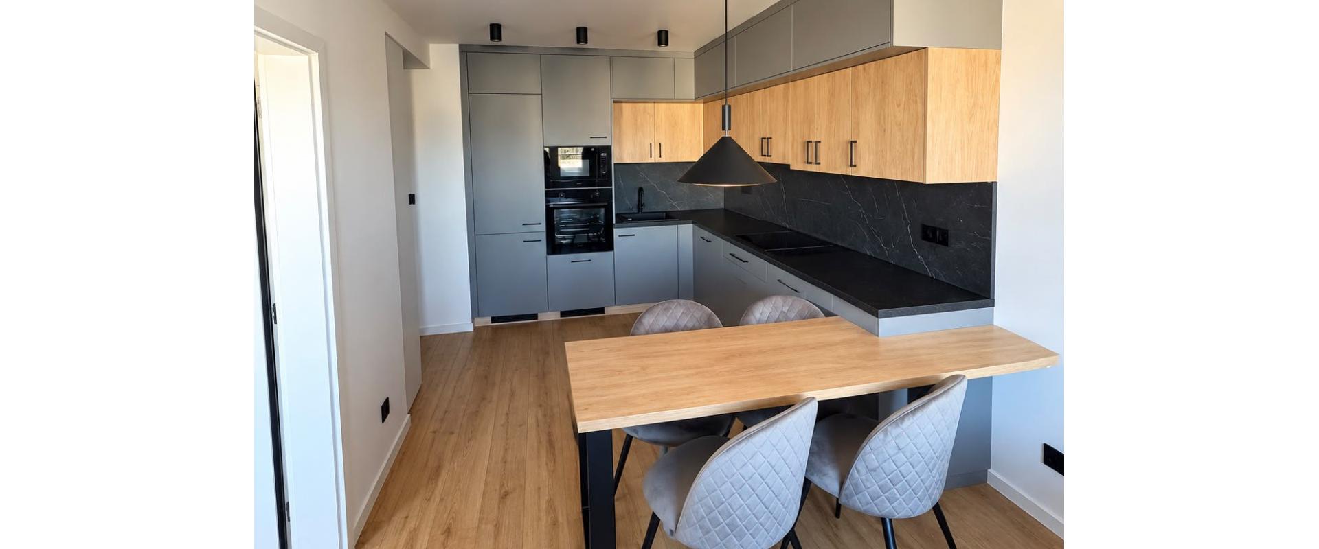 PRENÁJOM – MODERNÝ 2-IZBOVÝ BYT, KOŠICE – KRIVÁ ULICA
