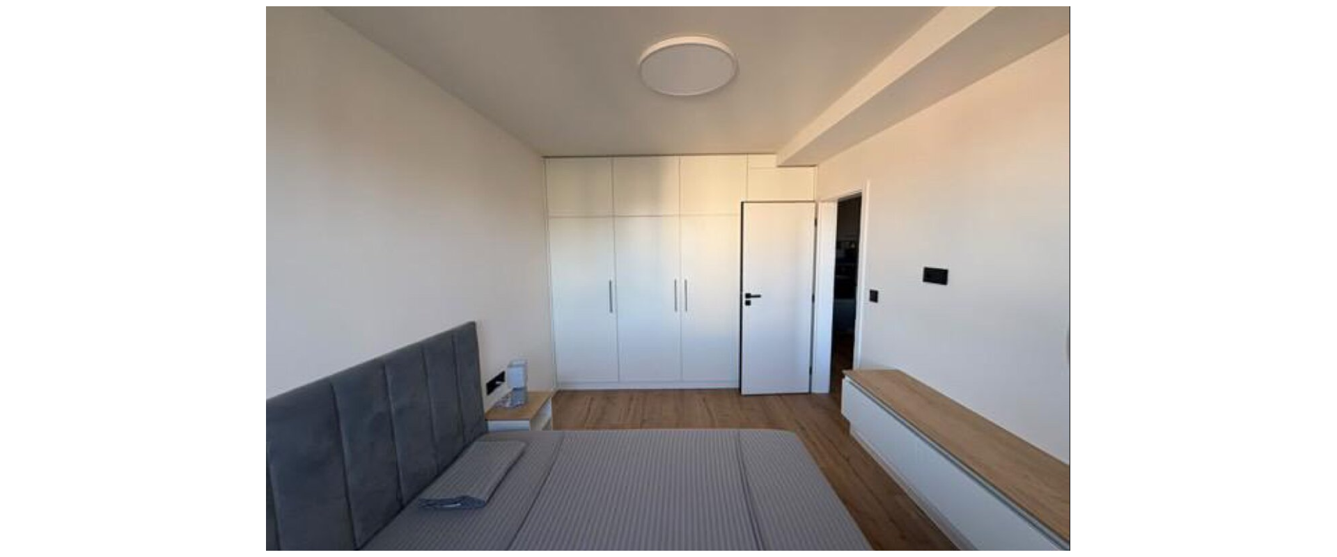 PRENÁJOM – MODERNÝ 2-IZBOVÝ BYT, KOŠICE – KRIVÁ ULICA