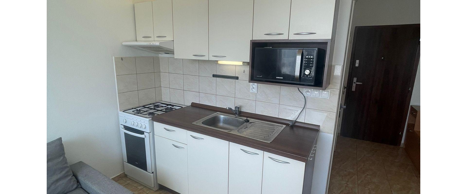 🏡 Na predaj príjemný zariadený 1-izbový byt s balkónom