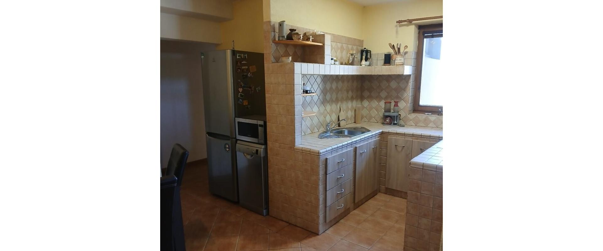 3-IZBOVÝ BYT S VEĽKOU TERASOU a klimatizáciou na prenájom.