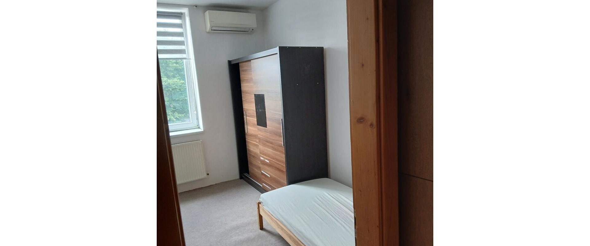 3-IZBOVÝ BYT S VEĽKOU TERASOU a klimatizáciou na prenájom.
