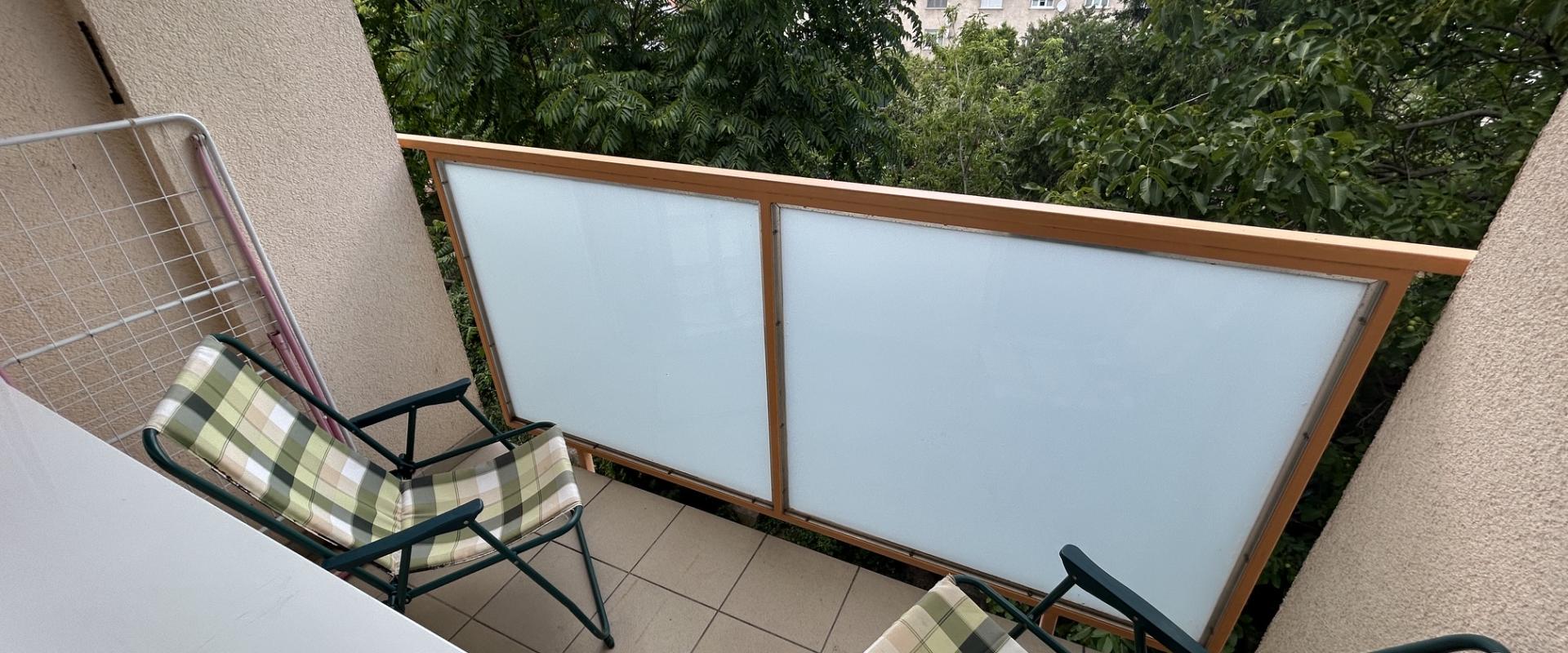 PRIESTRANNÝ 3-IZBOVÝ BYT 90 m² s 2 x loggiou