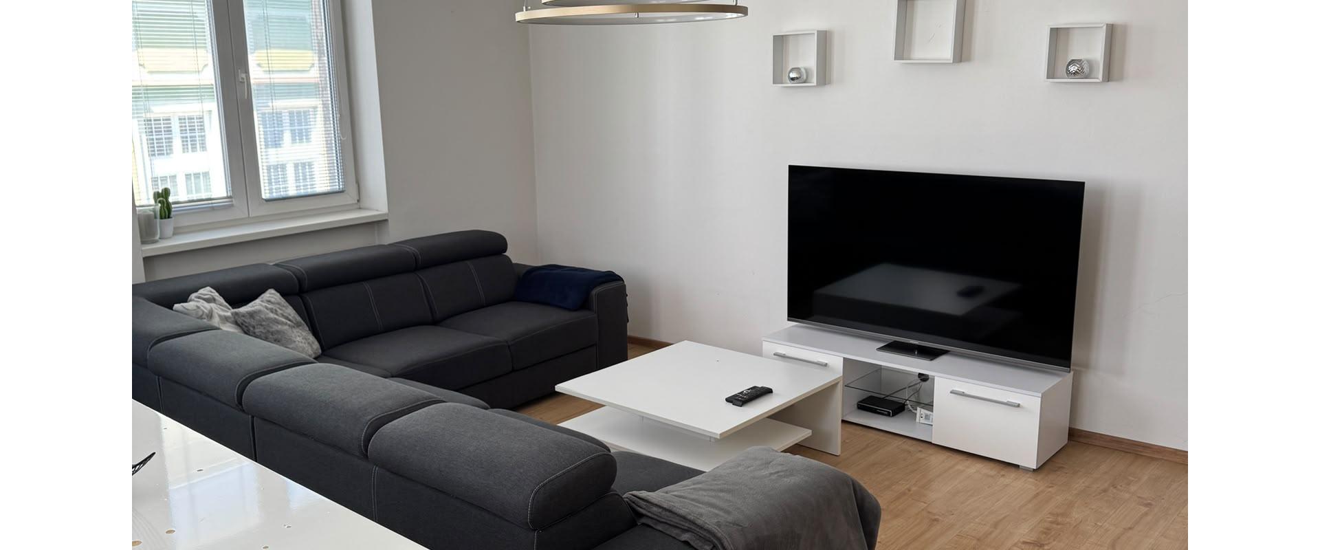 Na predaj 2 -izbový byt -  66 m² s balkónom po rekonštrukcii.