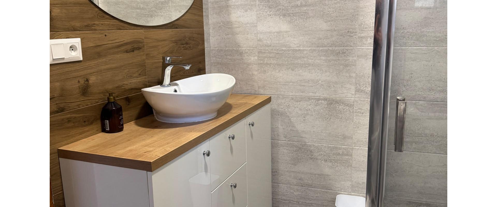 Na predaj 2 -izbový byt -  66 m² s balkónom po rekonštrukcii.