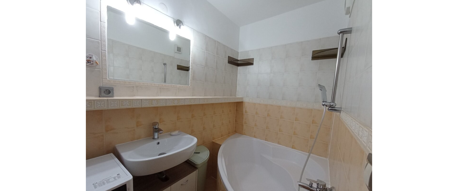 Na predaj 3 izbový byt s balkónom - Senec