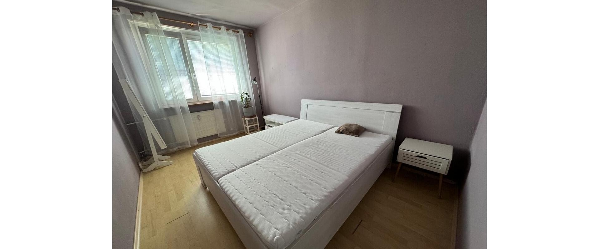 Svetlý, kompletne zariadený 2-izbový byt Na Hôrke, Nitra