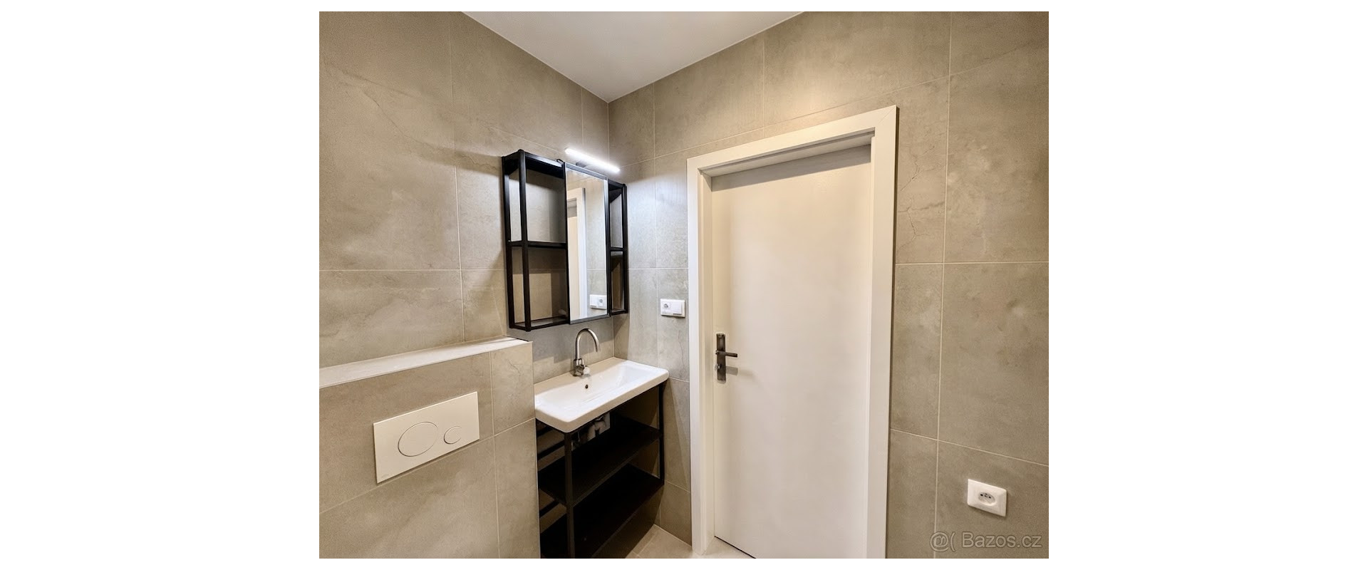 Moderne zariadená garsónka v Ružinove