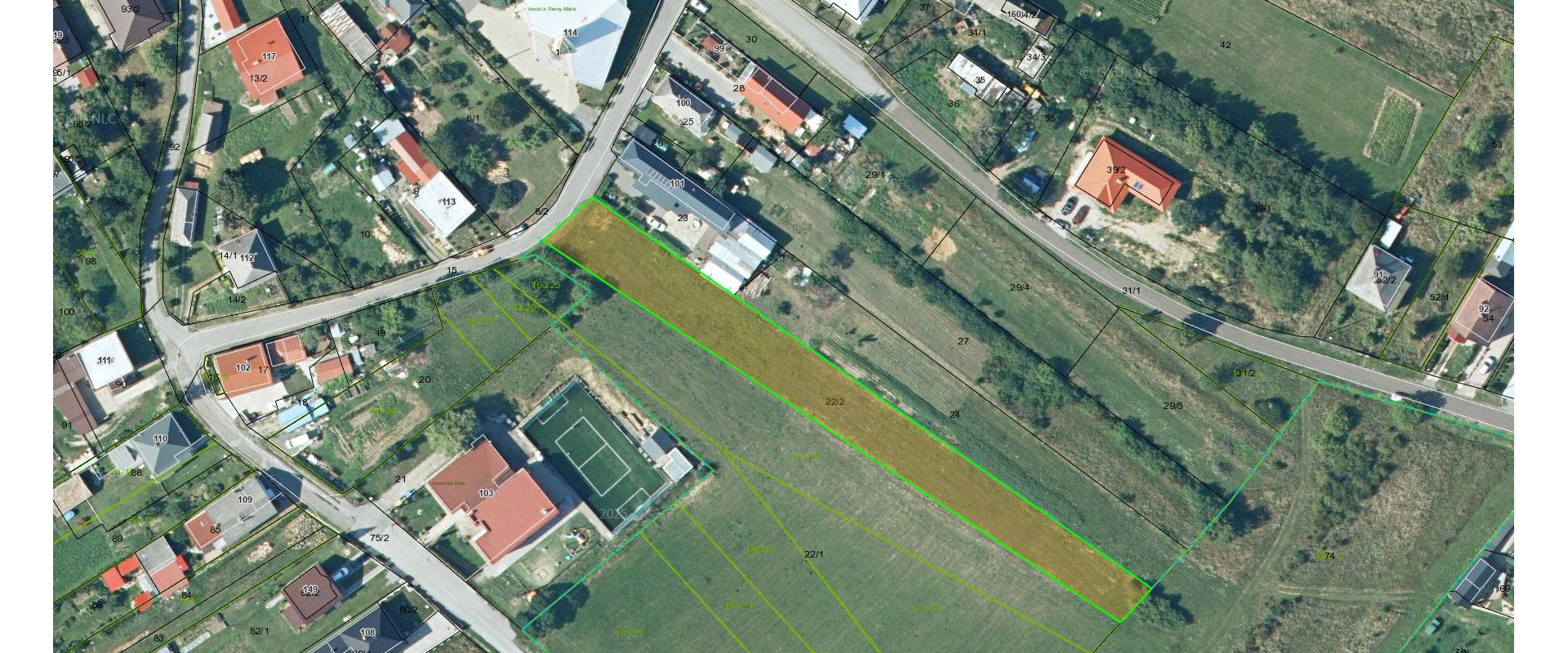 STAVEBNÝ POZEMOK 2 164 m² – PROČ | RD / CHATA | IS | ASFALTOVÁ CESTA